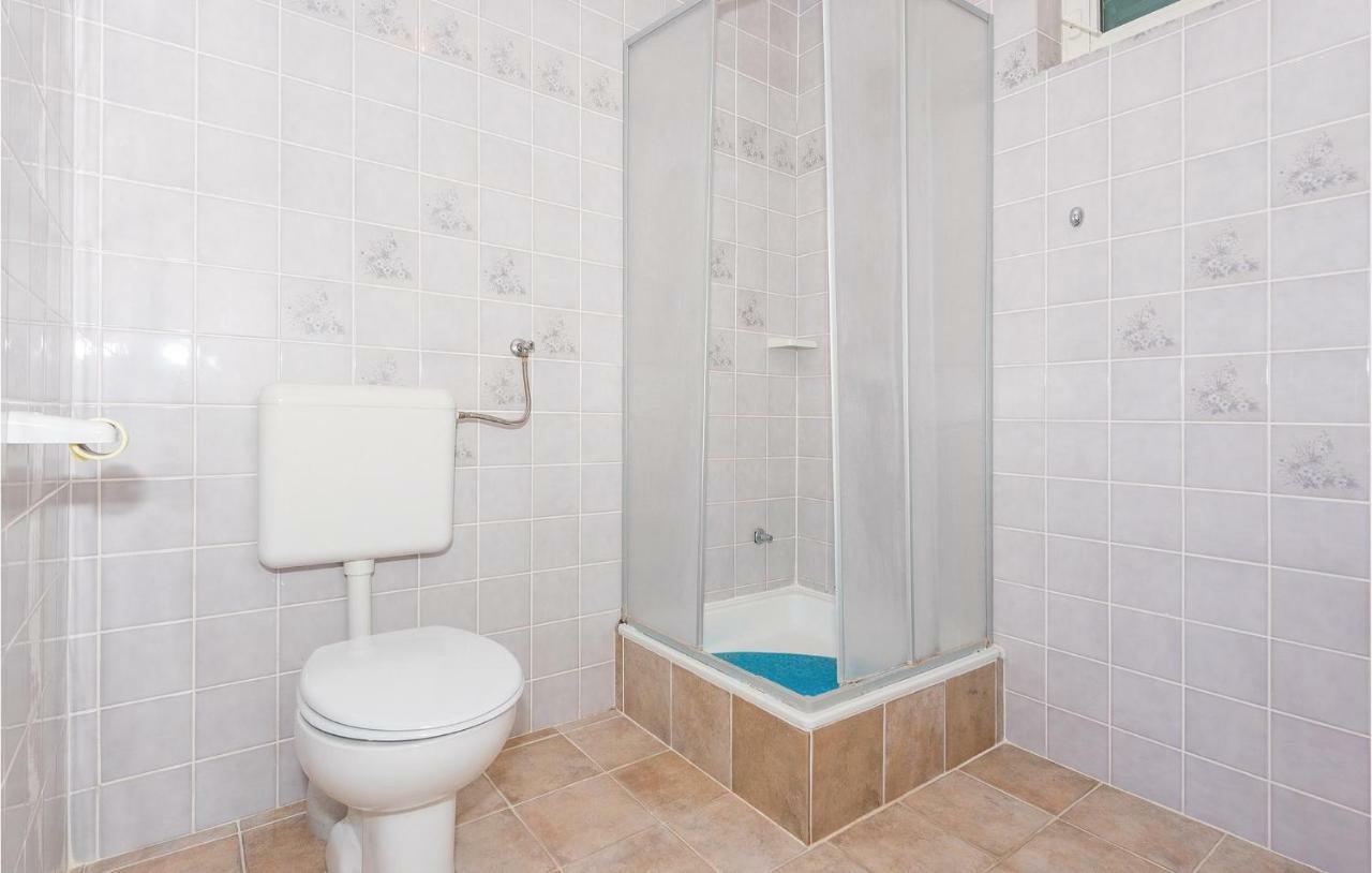 Lovely Apartment In Rogoznica With Wifi Exterior photo